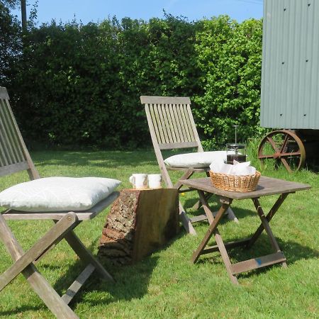 Wilderness B&B 3 Self Contained Rooms Nr Sissinghurst Headcorn Exterior photo