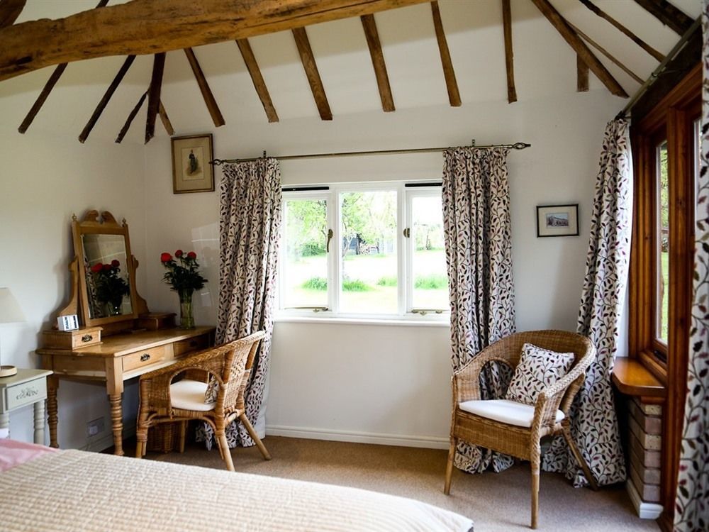 Wilderness B&B 3 Self Contained Rooms Nr Sissinghurst Headcorn Exterior photo