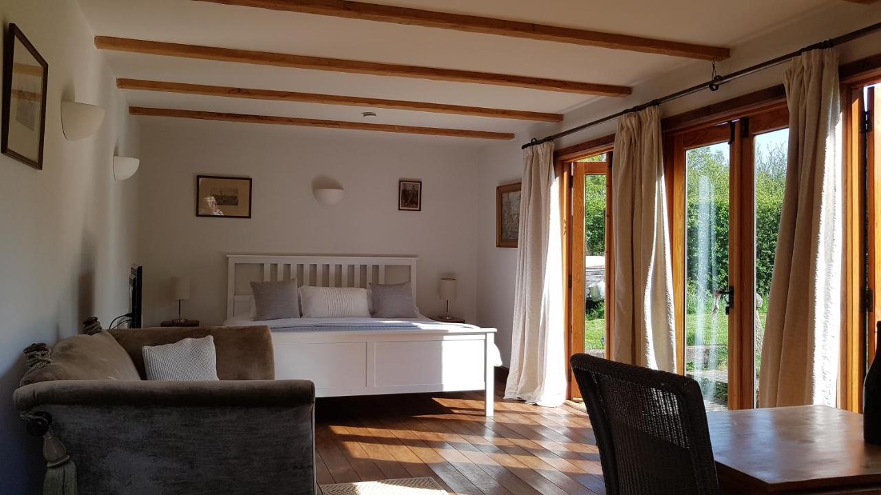Wilderness B&B 3 Self Contained Rooms Nr Sissinghurst Headcorn Exterior photo